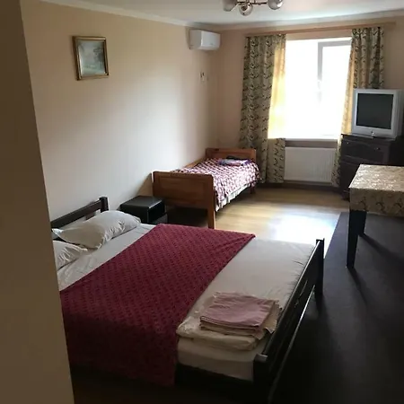 Usadba Chernomorka Hotel *